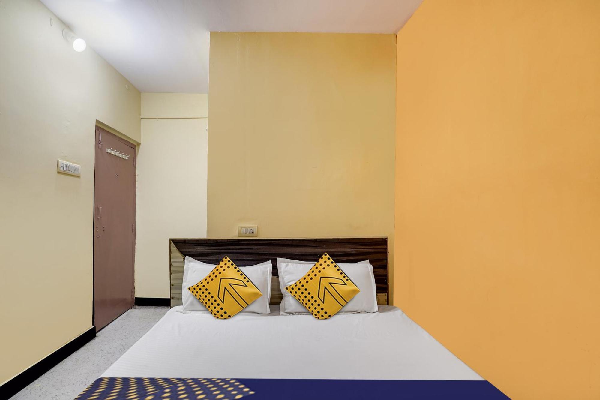 Spot On Hotel Sai Ashirwad Residency Hyderabad Exterior foto