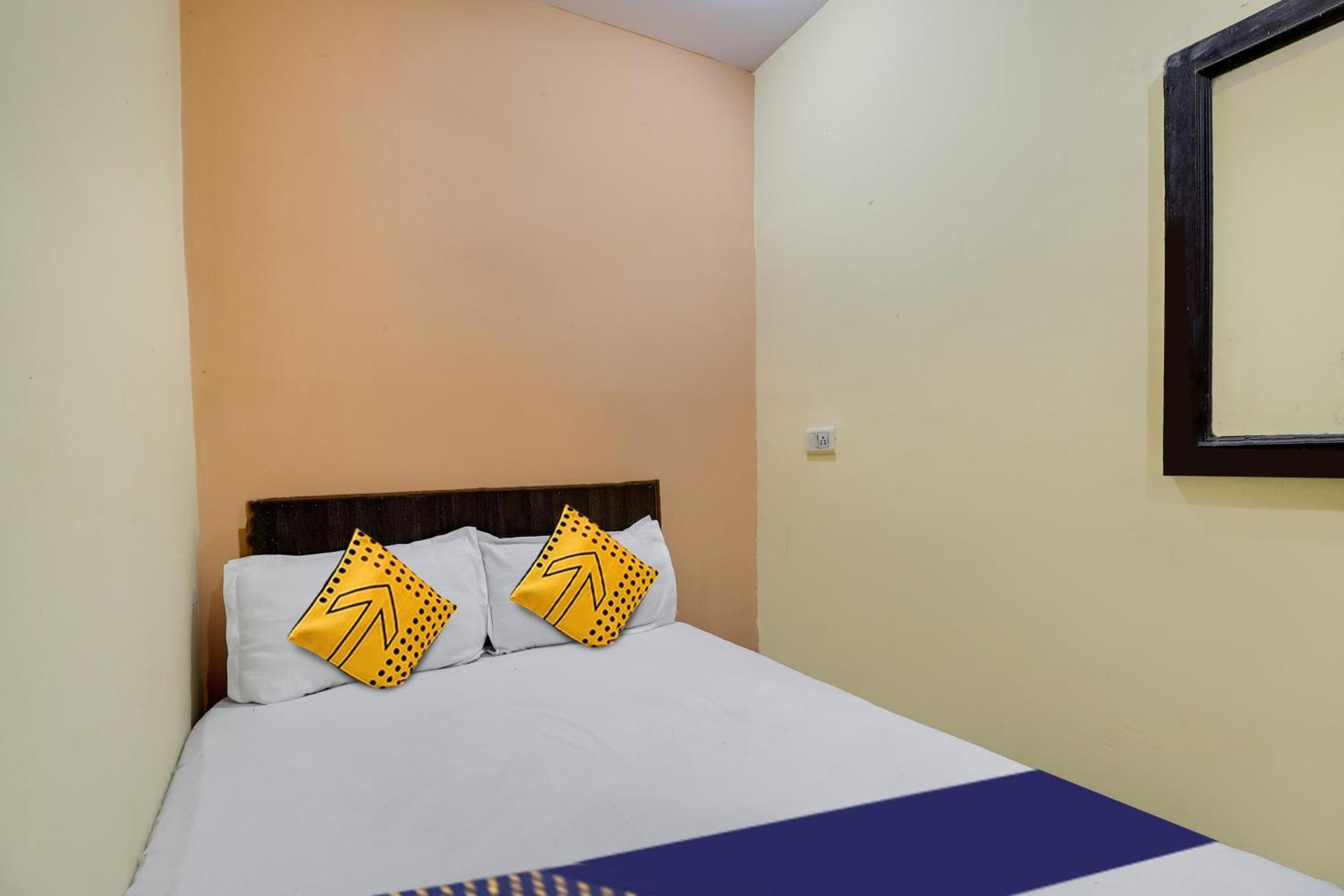 Spot On Hotel Sai Ashirwad Residency Hyderabad Exterior foto